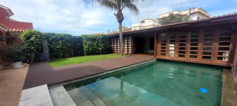 Chalet pareado en La Laguna