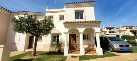 Chalet pareado en Zona Costa Esuri