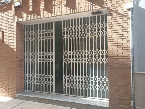 Local comercial en Carrer Salelles