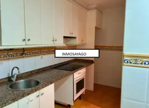 Piso en Avenida del Deporte