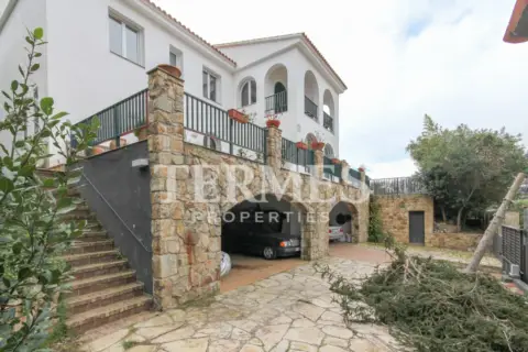 Chalet unifamiliar en Carrer de les Oliveres
