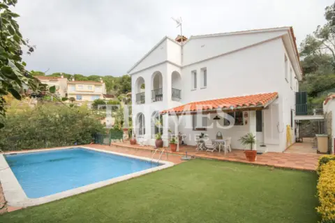 Chalet unifamiliar en Carrer de les Oliveres