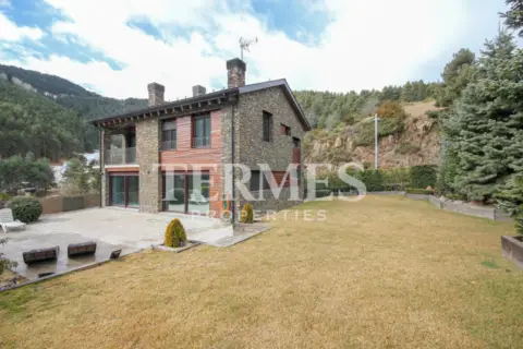 Chalet unifamiliar en Avinguda dels Alps