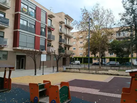 Piso en Plaza de Isabel de Villena, 1