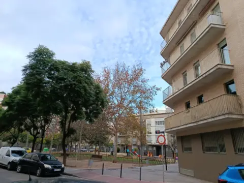 Piso en Plaza de Isabel de Villena, 1