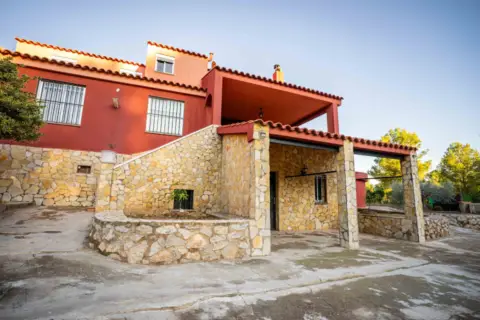 Chalet en Polígono 15 Paraje 64 Morral, nº 121