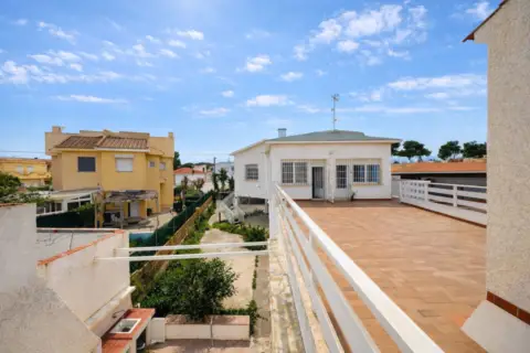 Chalet adosado en Los Urrutias