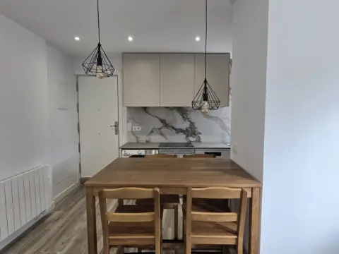 Apartamento en calle de Carabias, 20