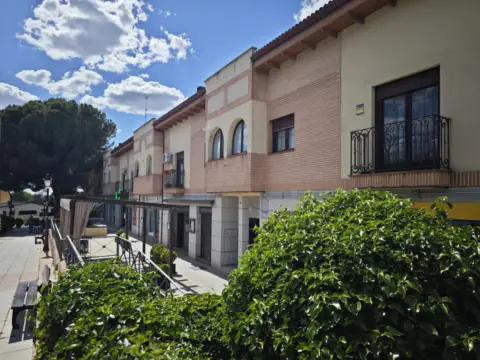 Piso en Centro-Urbanización El Bosque