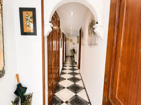 Piso en Avenida de Sombrero de Tres Picos, 1