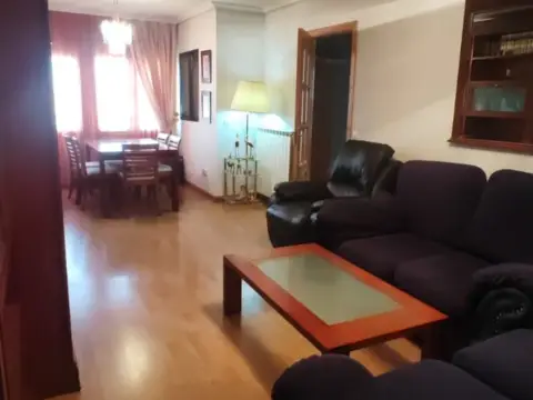Piso en calle del Río Jaraba