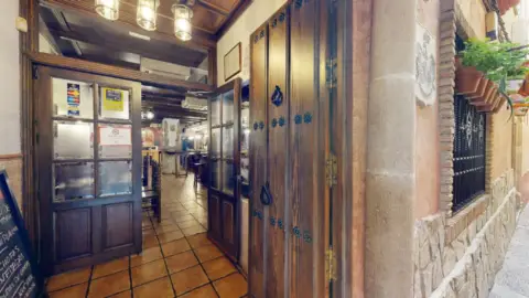 Local comercial en calle de Bernardo López