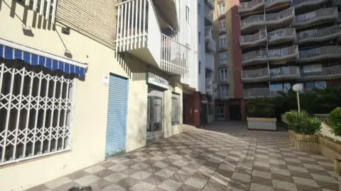 Local comercial en Avenida de Madrid