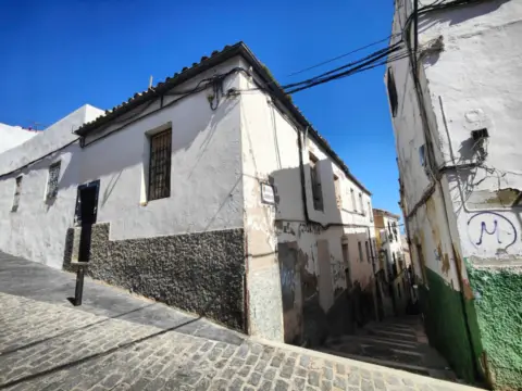 Casa adosada en calle del Capitán Aranda Alta