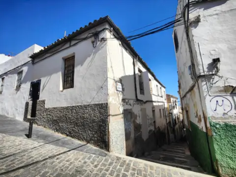 Casa adosada en calle del Capitán Aranda Alta