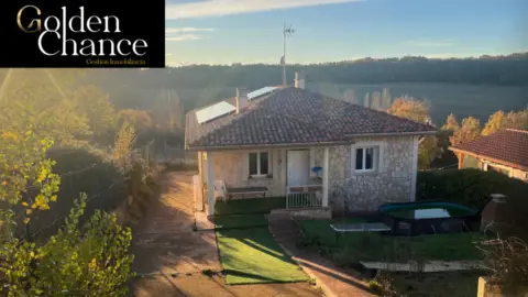 Chalet en Avenida  de La Golondrina, nº 42