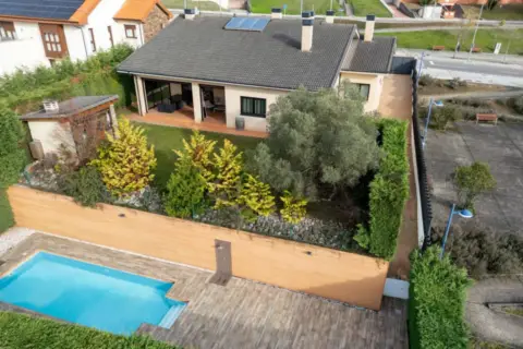 Chalet unifamiliar en calle Margarita Nelken