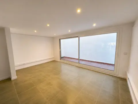 Local comercial en Carrer de Martí, 53
