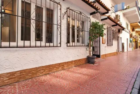 Local comercial en Carrer de la Pinta
