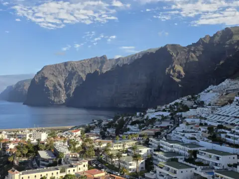 Apartamento en Avenida Quinto Centenario