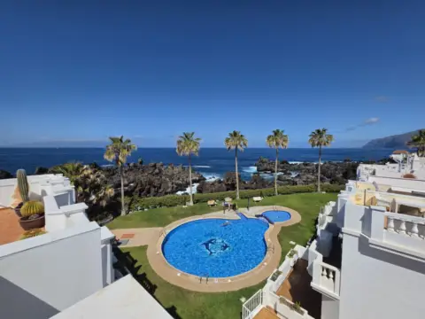 Dúplex en calle Punta Negra, 28