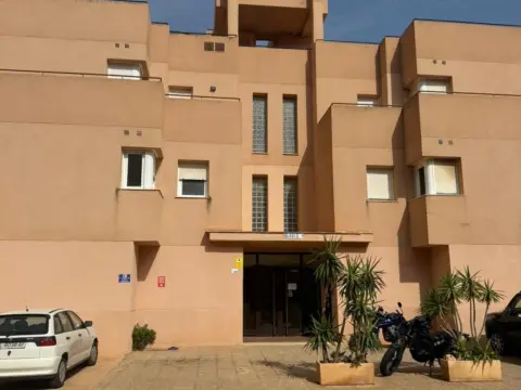 Piso en calle de las Encinas