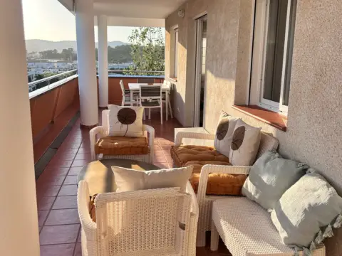 Apartamento en Marina Botafoch-Platja de Talamanca