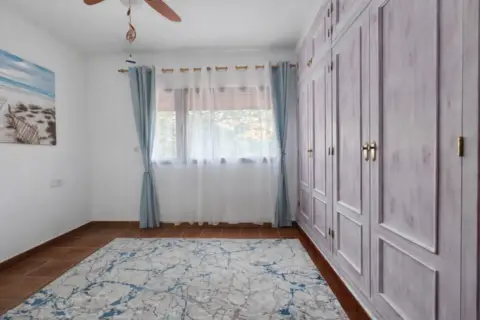 Casa pareada en calle de Austria