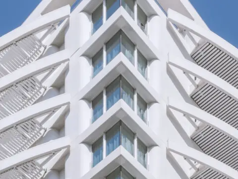 Apartamento en Avenida de las Cortes Valencianas, 47