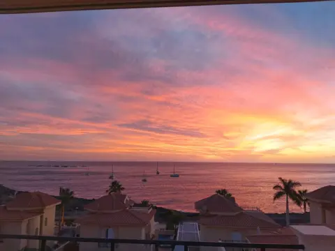 Casa en Avenida Juan Carlos I, 53