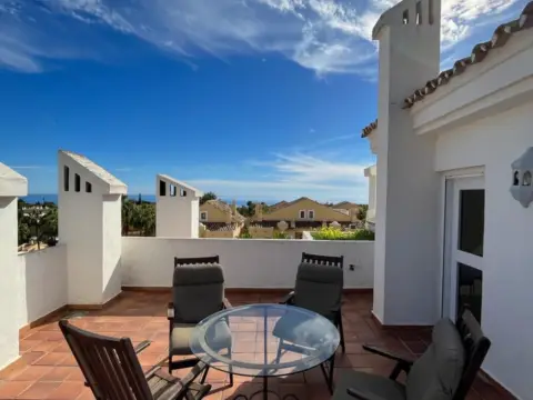 Chalet adosado en Nagüeles Alto
