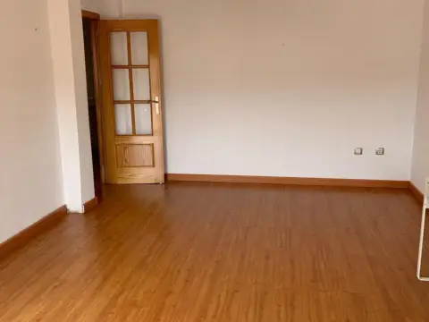 Piso en calle Clavileño