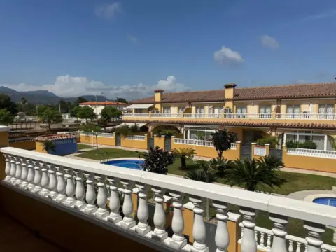 Chalet adosado en Miami Platja