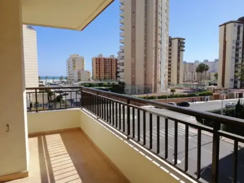 Apartamento en calle de la Valldigna, 7