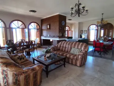 Chalet adosado en Los Montitos-Carretera de Sevilla