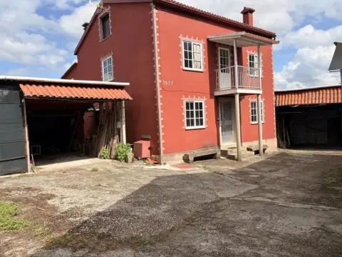Casa en calle Cobas