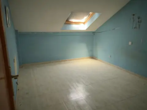 Chalet pareado en calle de Monte del Campo