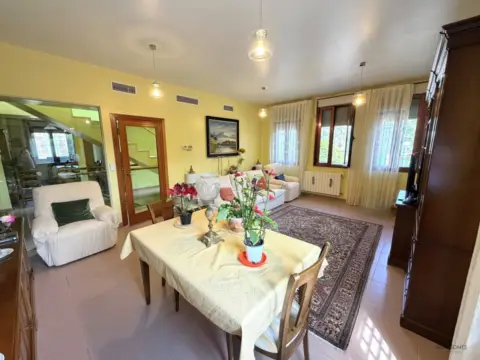 Chalet en calle Pantano de la Serena