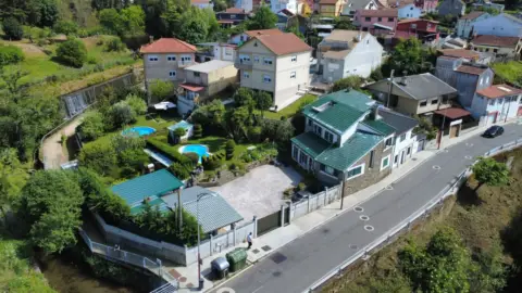 Chalet adosado en calle de Severino Cobas