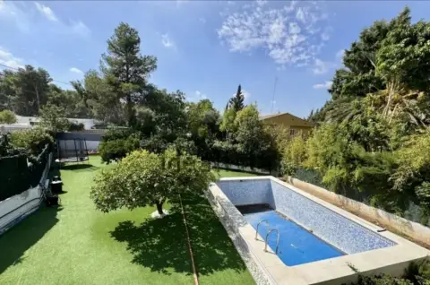Chalet en calle  Mestre Granados, nº 7