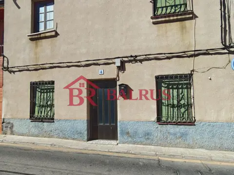 Casa en calle de Calixto García de la Parra