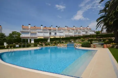 Chalet adosado en Carrer de la Tramuntana, 1