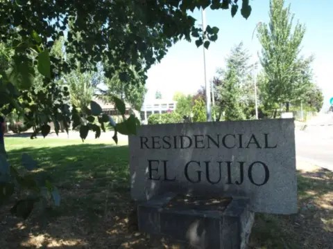 Chalet adosado en calle de la Siderita