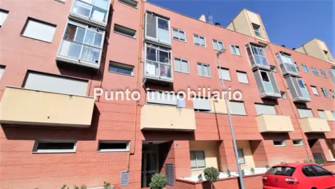 Piso en calle de la Alborada