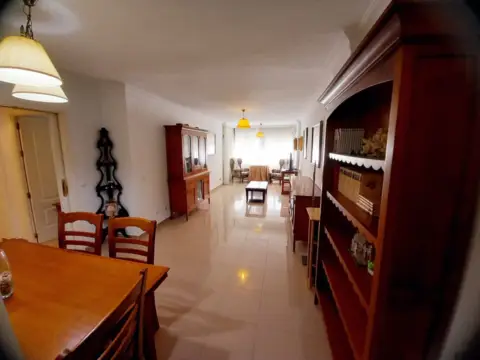 Piso en calle Alberto Durero