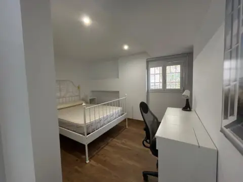 Piso en calle de Julio César, 2