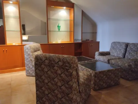 Chalet adosado en Avenida de la Libertad