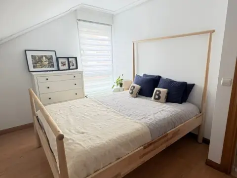 Chalet pareado en calle Solorzano