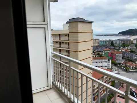 Piso en calle de la República de Colombia