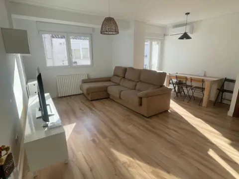 Wohnung in Las Fuentes-Cartuja Baja